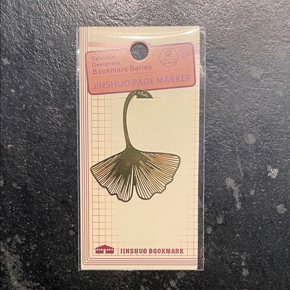 Elegant Gold Plated Ginkgo Leaf Bookmark (NWOT) - Picture 1 of 7